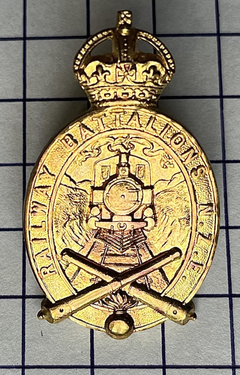 cWW1 New Zealand Railway Battalion Cap Badge