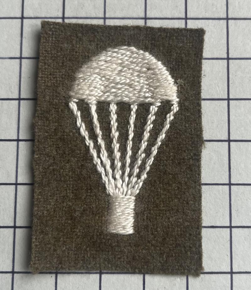 cWW2 Lightbulb Parachutist Qualification Badge Patch