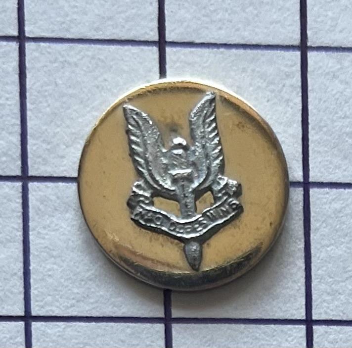 Special Air Service (SAS) Button