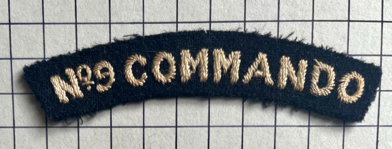 cWW2 No 9 Commando Variant 'Blacked Backed' Shoulder Title Badge