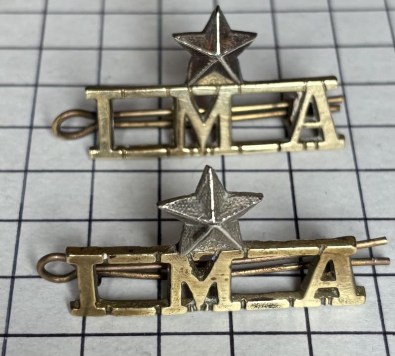 cWW2 Indian Military Academy (IMA) Pair of Cast Brass Shoulder Title Badges