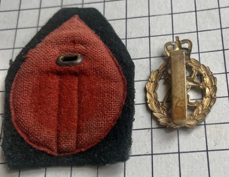 c1950s Women's Royal Army Corps (WRAC) Bi-Metal Other Rank's Cap Badge and Backing