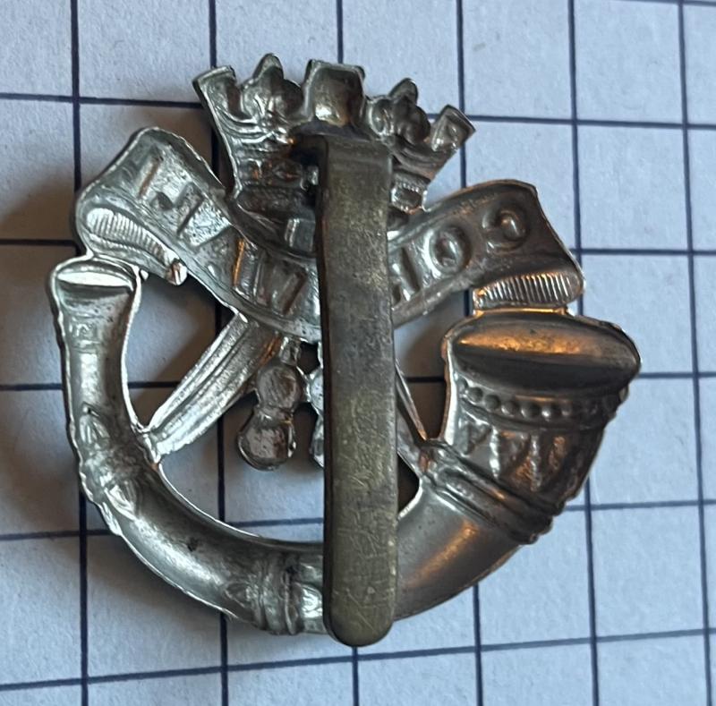 cWW1 WW2 Duke of Cornwalls Light Infantry (DCLI) Cap Badge