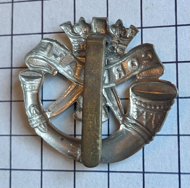 cWW1 WW2 Duke of Cornwalls Light Infantry (DCLI) Cap Badge