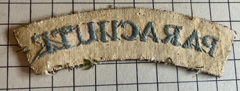 cWW2, Mid-War Parachute Regiment Cloth Shoulder Title Patch Badge