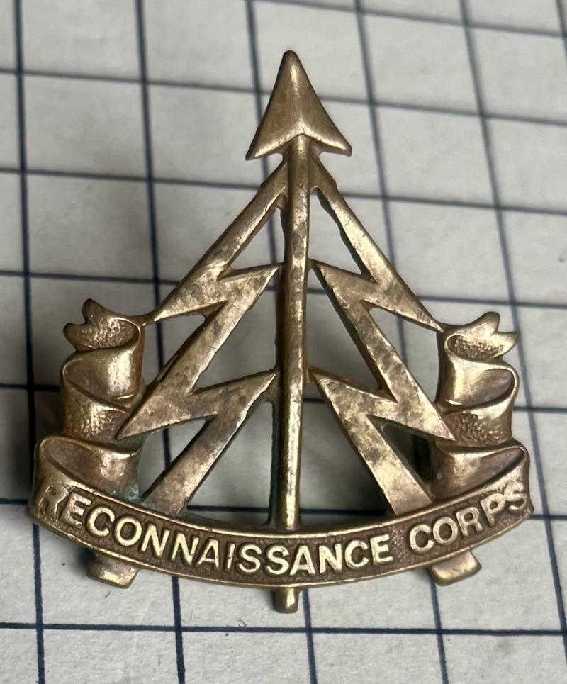 cWW2 Brass Reconnaissance Corps Brass Cap Badge