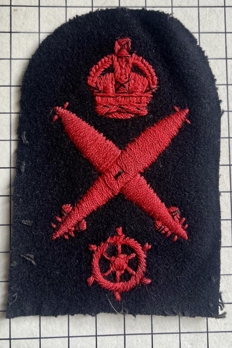 cWW2 British Royal Navy (RN) Torpedo Coxswain Trade Patch Qualification Badge