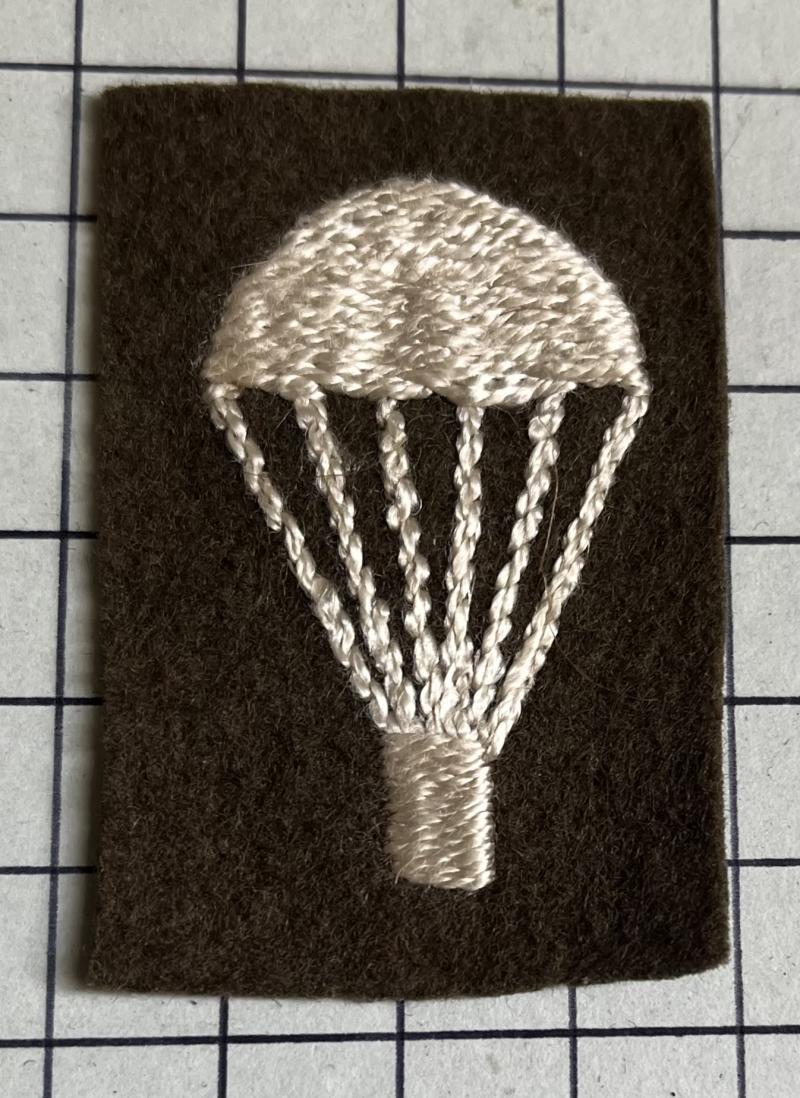 cWW2 British Parachute Airborne Qualification Arm Badge Patch