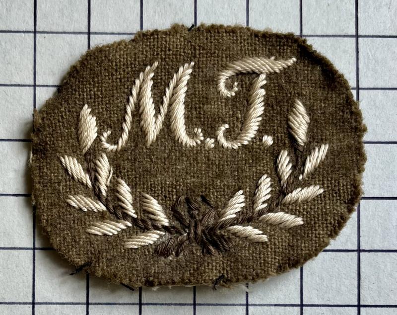 cWW2 British Army Motor Transport (MT) Qualification Trade Badge Patch