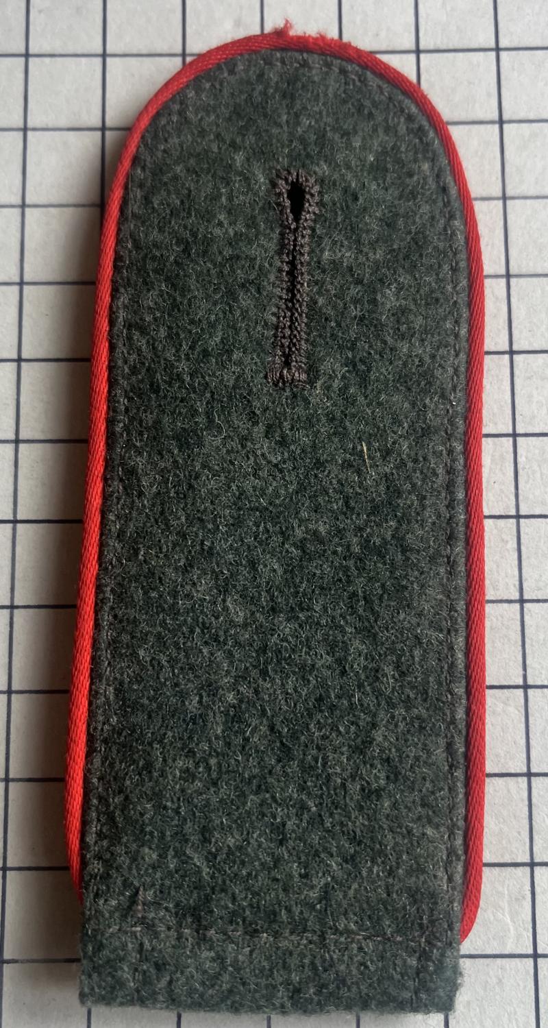 c1940 WW2 German Army Artillery Shoulder Strap Device Enlisted Mans