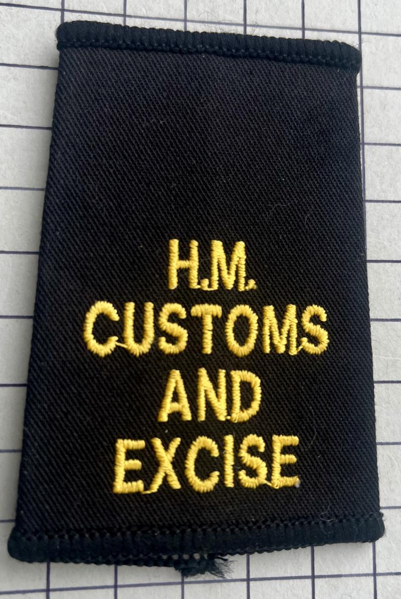 Pre-2005 Her Majesty's (H.M.) Customs & Excise Slip-on Slide Badge