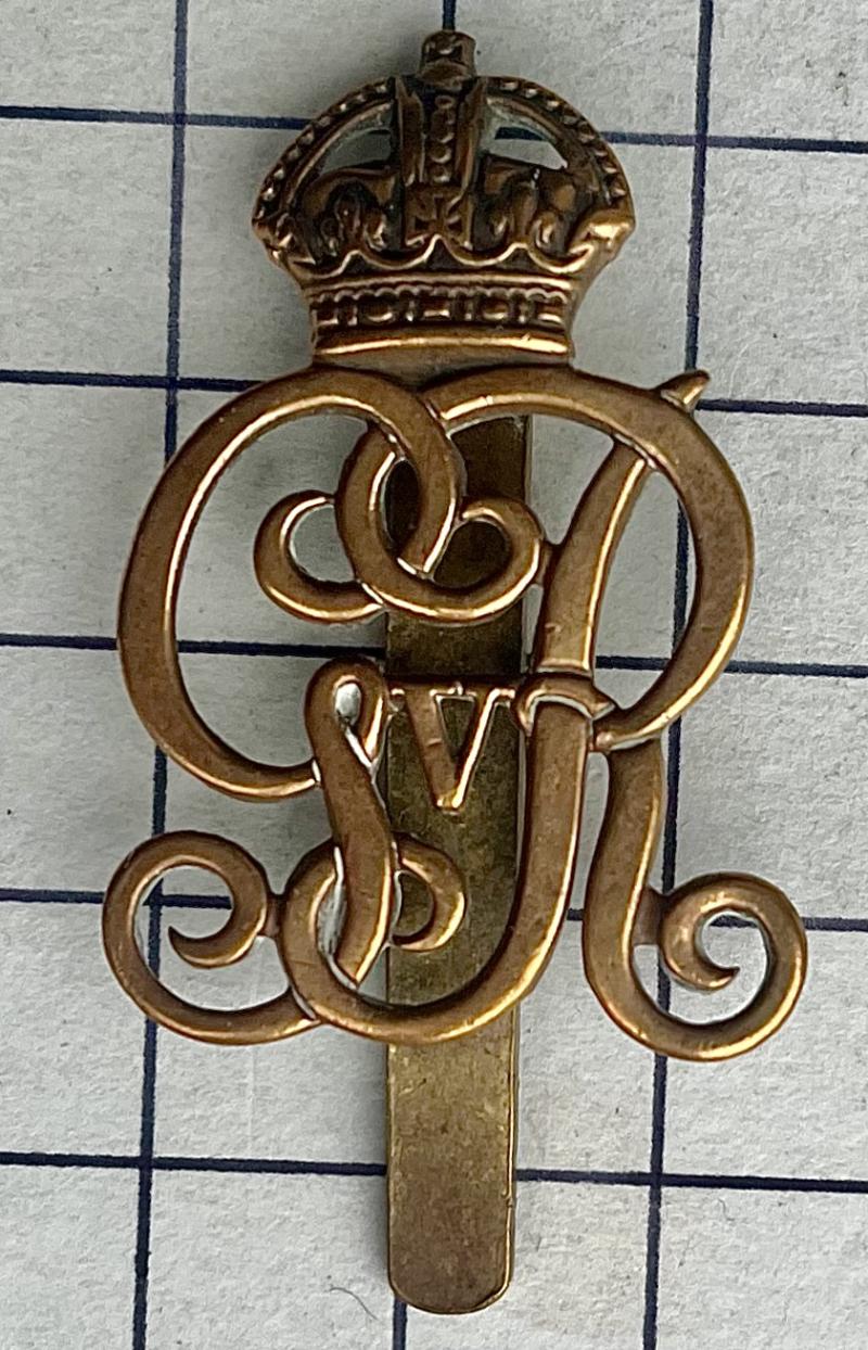 cWW1 Norfolk Yeomanry GV Brass Cap Badge
