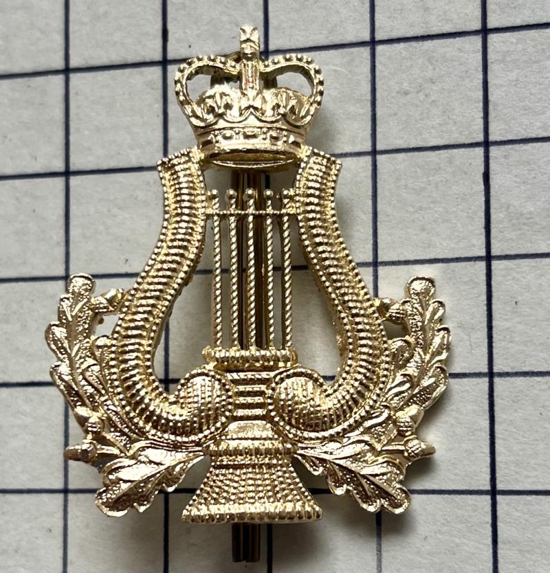Post 1958 British Army Musician Bandsman Anodised Aluminium Trade Badge