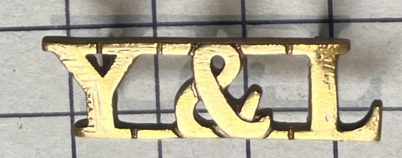 York & Lancaster Regiment Brass Shoulder Title Badge