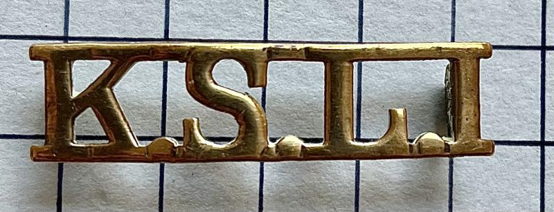 King's Shropshire Light Infantry Shoulder Title Badge (K.S.L.I.)