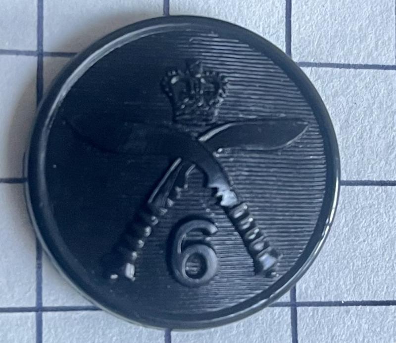 The 6th Queen Elizabeth's Own Gurkha Rifles Large Black Plastic Button