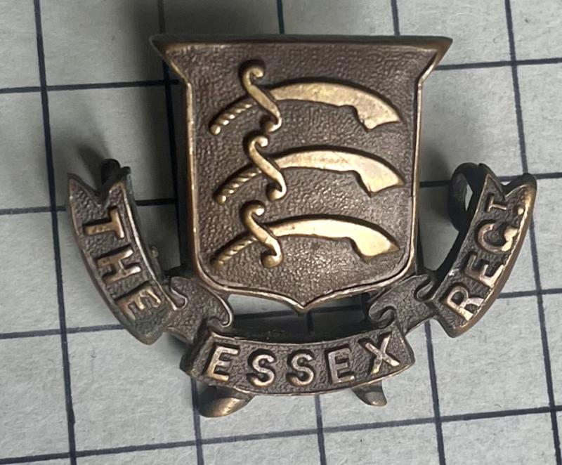 The Essex Regiment Officer's OSD Bronze Collar Badge