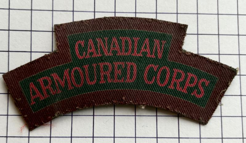 cWW2 Canadian Armoured Corps (CAC) Printed Cloth Shoulder Title Badge