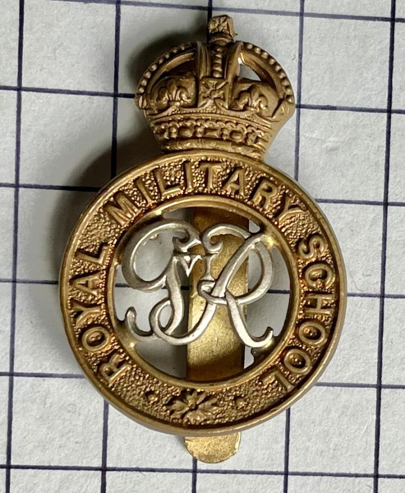 c1936-52 Duke of Yorks Royal Military School Dover Kent Bi-Metal GVI Cap Badge