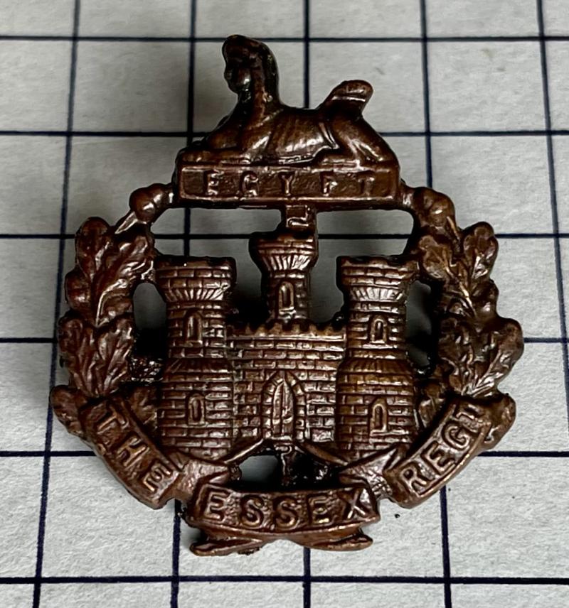 c1902 Essex Regiment 1st Pattern Officer Service Dress (OSD) Cap Badge