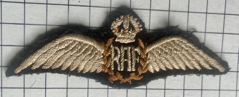 c1918, WWI Royal Air Force Pilot Qualification Cloth Wing Badge Patch