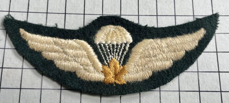 c1943 WW2, 'Type 3' Canadian Parachute Qualification Wing Cloth Badge Patch