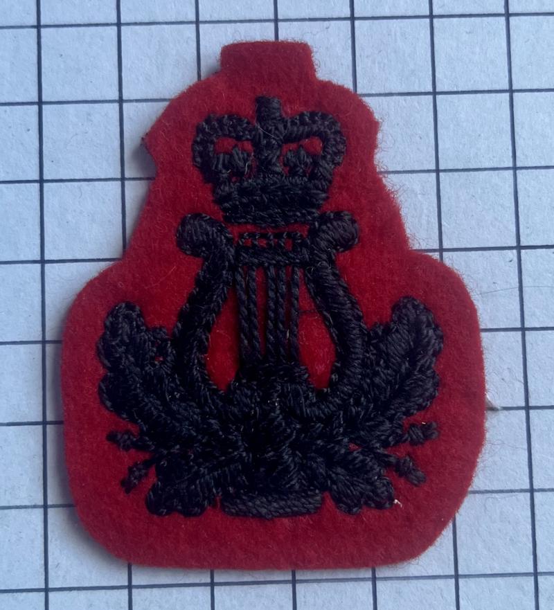 c1950s Larger King's Royal Rifle Corps Or 2nd Battalion Gurkha Rifles Battalion Band Musician Lyre Trade Badge Patch
