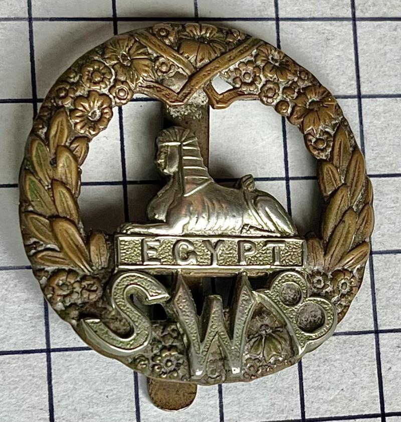 cWW2 Welsh South Wales Borderers (SWB) Regiment Other Ranks Cap Badge