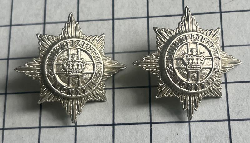 c1950s 4th/7th Royal Dragoon Guards (RDG) White Metal Pair of Collar Badges