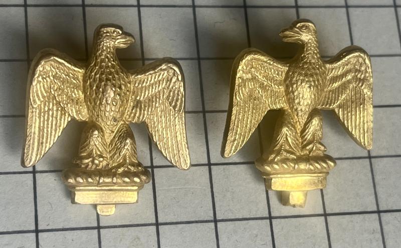Pre 1912 Essex Regiment Gilt Officer Collar Badge Jennens & Co