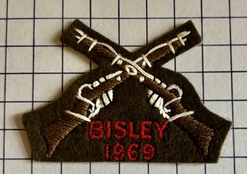 1969 Annual Bisley Marksman 'Crossed Rifles' A.C.F. & C.C.F. Cloth Prize Badge