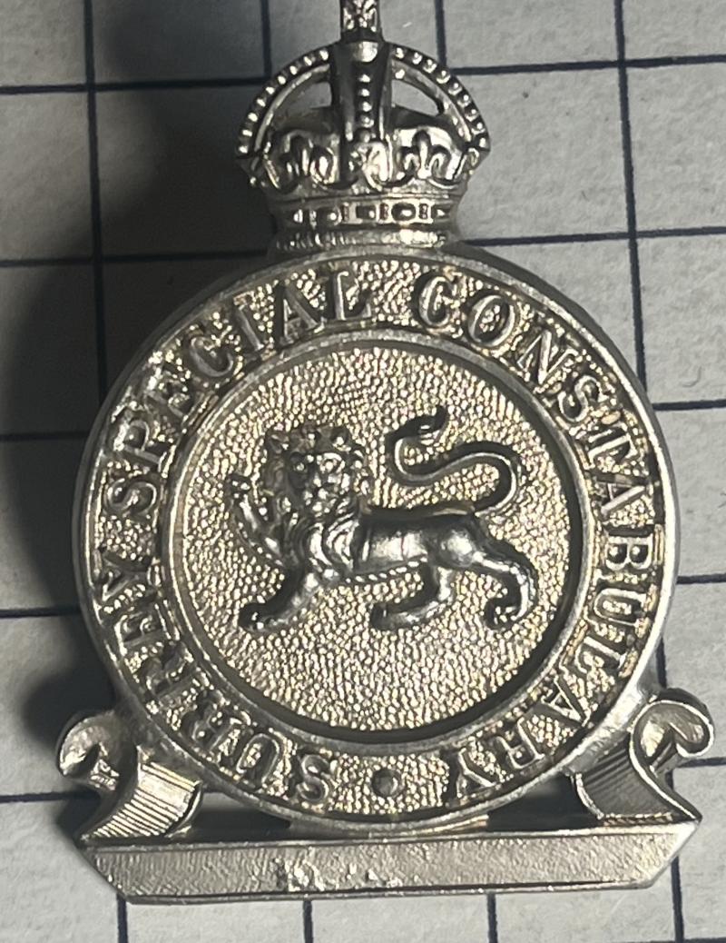 c1930-1952 Surrey Special Constabulary Police Cap Badge