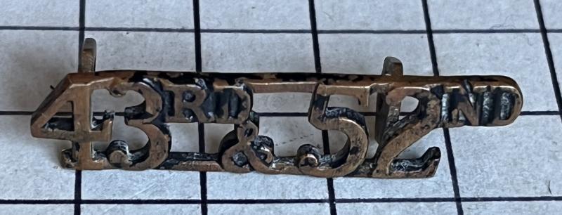 c1958-60s 1st Battalion Green Jackets Regiment Green Jackets Brigade Shoulder title Badge