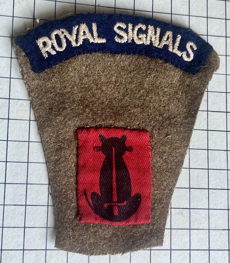 1950s Royal Signals Shoulder Title 56th Armoured Division Printed Formation Sign Badge on BD