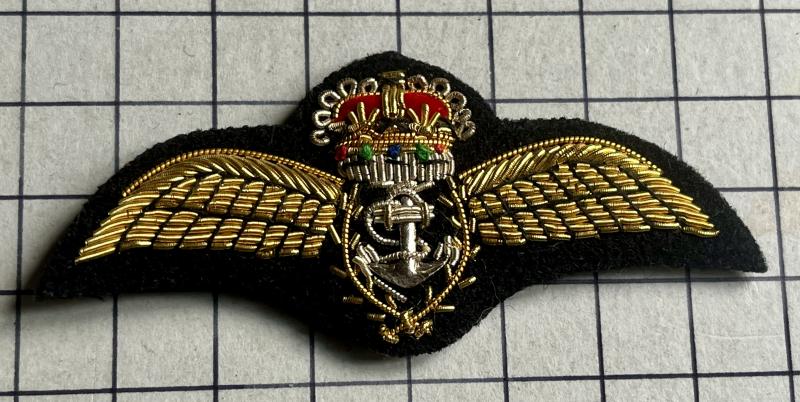 Post 1952 Royal Navy (RN) Fleet Air Arm (FAA) Pilot Wing Full Size Badge