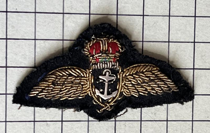 Post 1952 Royal Navy (RN) Fleet Air Arm (FAA) Pilot Wing Full Size Badge