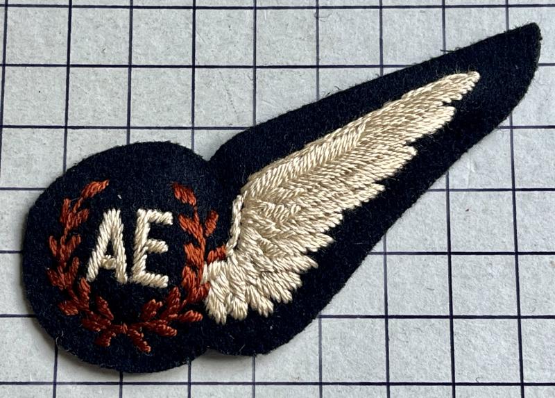 c1957-2003 Royal Air Force (RAF) Half Wing Aircrew Aircraft Electronics (AE) Officer Badge