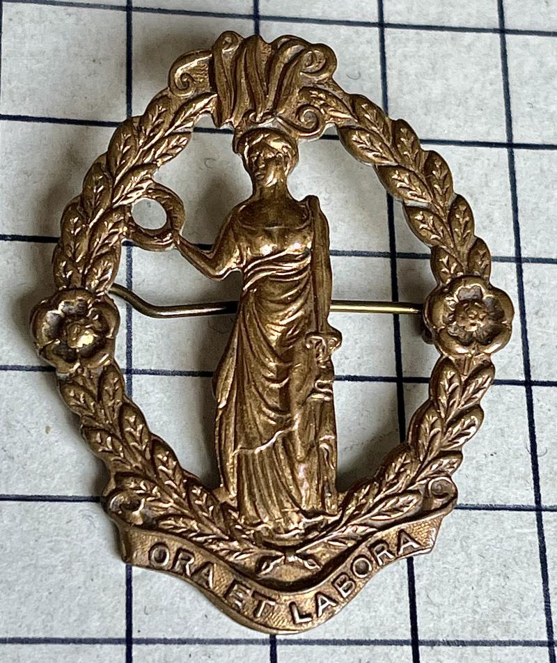 c1915-19 British Womens Legion Lapel & Cap Badge WW1
