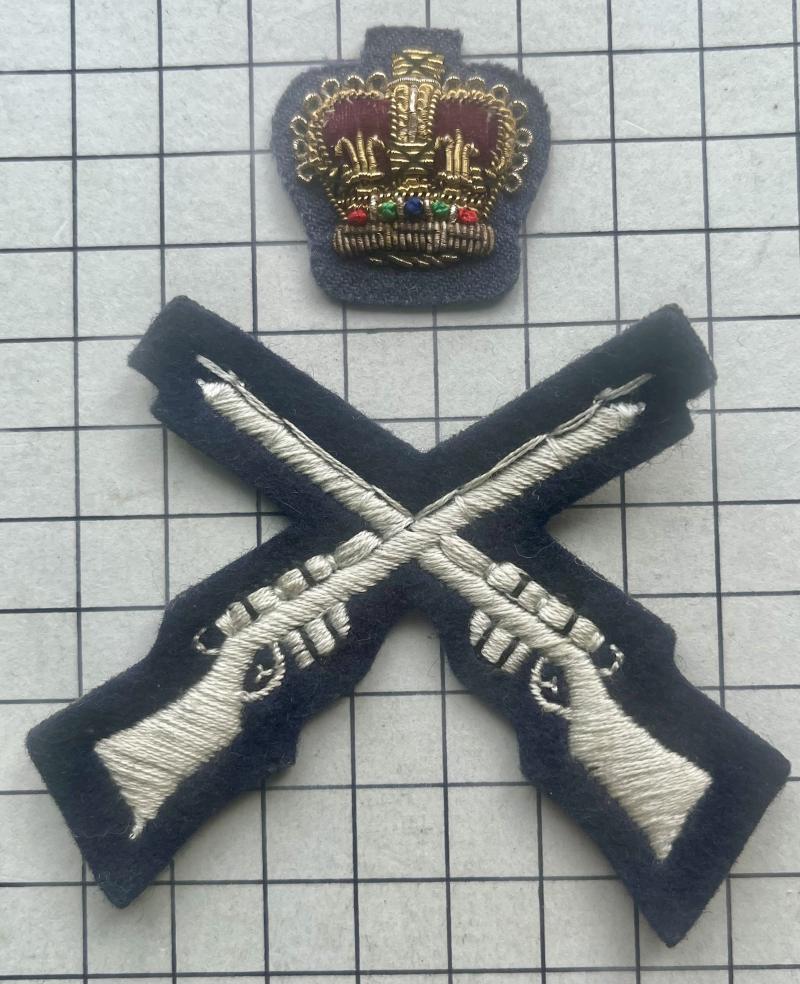 Royal Air Force (RAF) Marksman & Flight Sergeant Rank Crown Badge