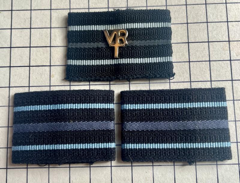 Royal Air Force (RAF) Volunteer Reserve Flight Lieutenant Rank Slip-On Slides Braid