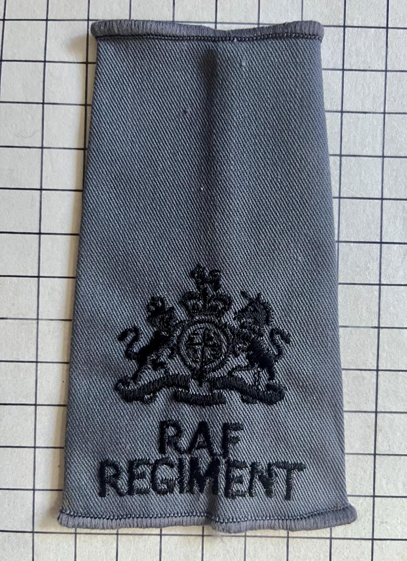 Royal Air Force (RAF) Regiment Warrant Officer Slip-On Rank Slide Shoulder Title Badge