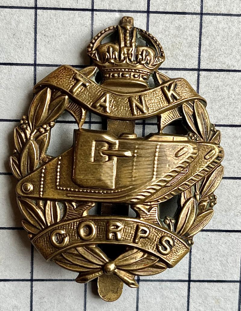 c1917-23 WW1 Tank Corps (TC) Brass Other Ranks Cap Badge
