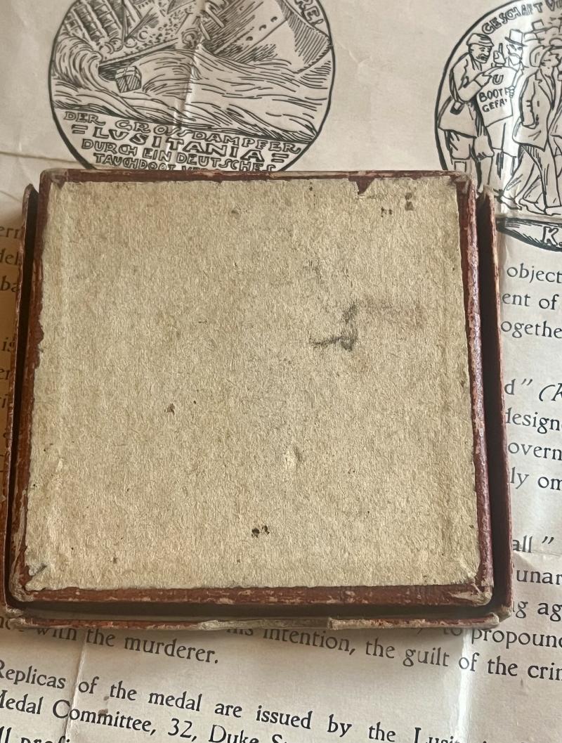 cWW1 RMS Lusitania Medal Boxed with Certificate Complete
