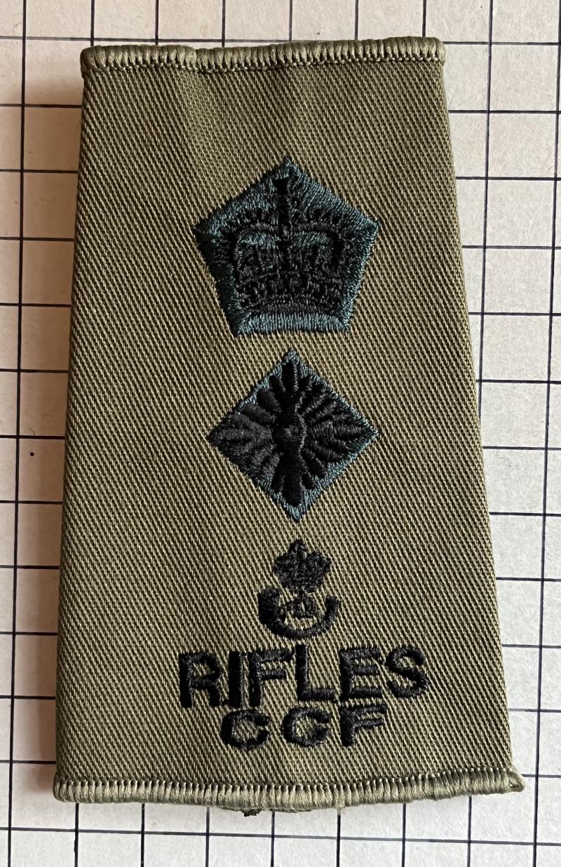 Rifles Regiment Combined Cadet Force (CCF) Lt Col Rank Slide Tab Shoulder Title Badge