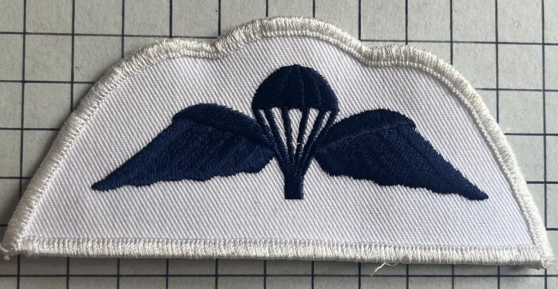 Royal Navy (RN) Naval Parachute Qualification Cloth Wings