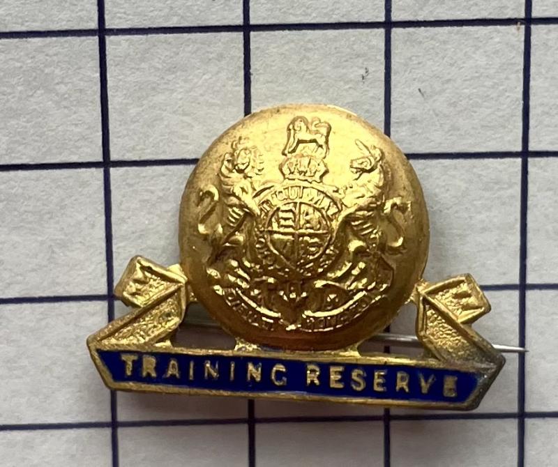 WW1 Training Reserve (TR) Enamel and Gilt Mufti Lapel Sweetheart Pin Badge