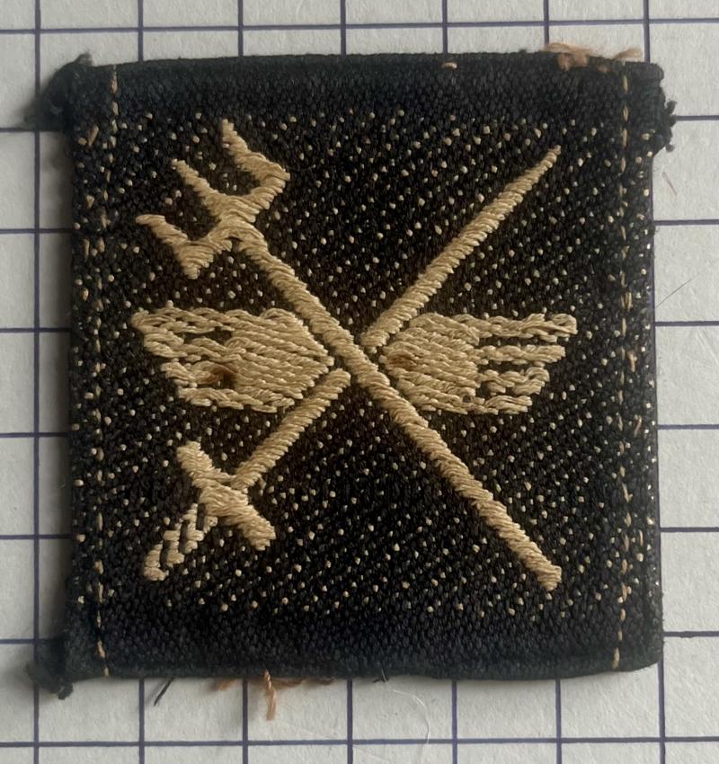 cWW2 33 Indian Corps Formation Sign Cloth Badge Patch