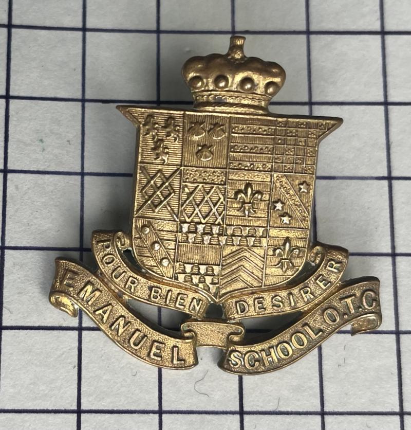 Emanuel School London Officer Training Corps (OTC) Gaunt Tablet Brass Metal Badge