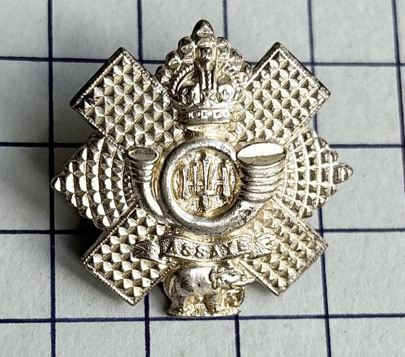 c1908 2nd Battalion Highland Light Infantry (HLI) Scottish Regimental Silver Wash Collar Badge Service Dress