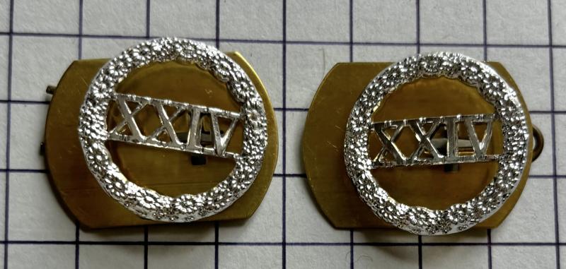 c1958-69 South Wales Borderers (SWB) Regiment XXIV Pair of Anodised Staybrite Collar Badges